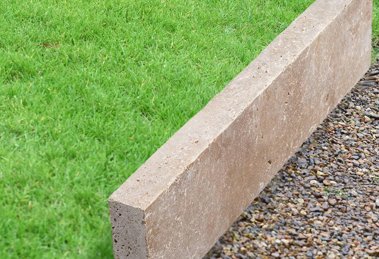 Anleitung zum Setzen von Rasenkantensteinen Tipps und Tricks